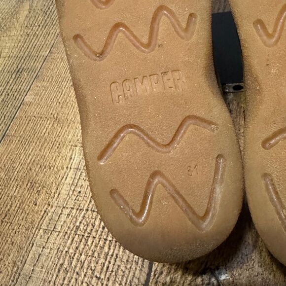 Camper Kids
Kiddo faux-shearling lined boots - Picture 13 of 14